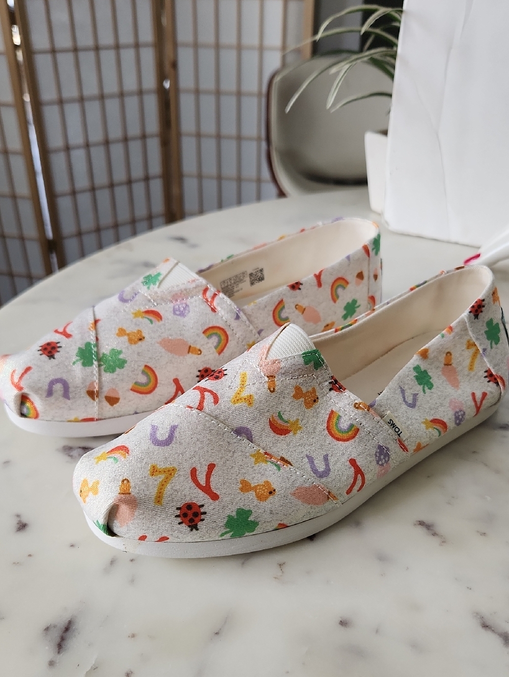 Toms Metalic Canvas Slip-Ons | Rainbow & Lucky Charm Print